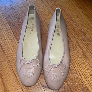 Cc nude patent leather flat